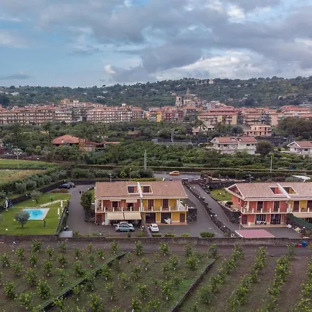 Il Vulcano * Aci Catena